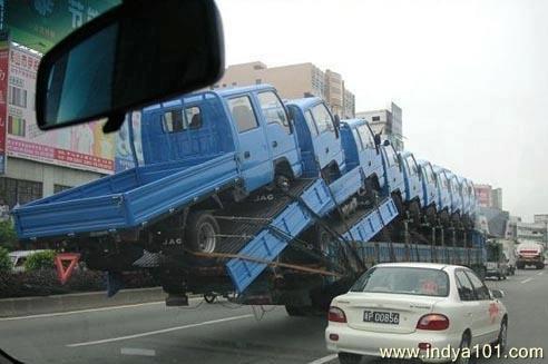 Funny Picture OVER LOAD TRUCK