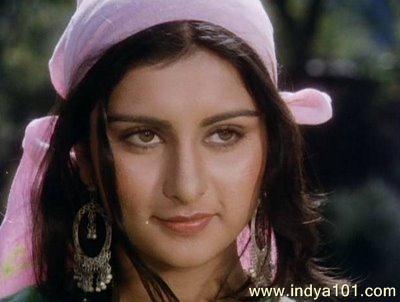 Poonam Dhillon Photo - (400x302) : 