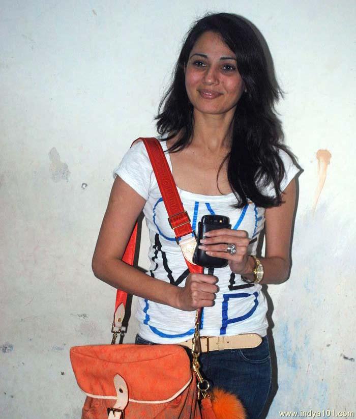 Pooja Ghai Rawal Photo 700x823 Indya101 Com Pooja ghai rawat on wn network delivers the latest videos and editable pages for news & events, including entertainment, music, sports, science and more, sign up and share your playlists. indya101 com