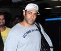 Salman Khan Clicked At Mumbai Airport