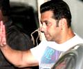 Salman Khan celebrates Ganesh Chaturthi with family and friends