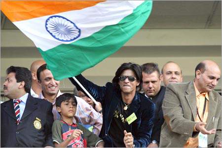 Indian Cricket team to watch Don 2 in Melbourne