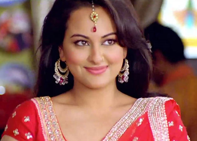 Sonakshi Sinha has no time for love 