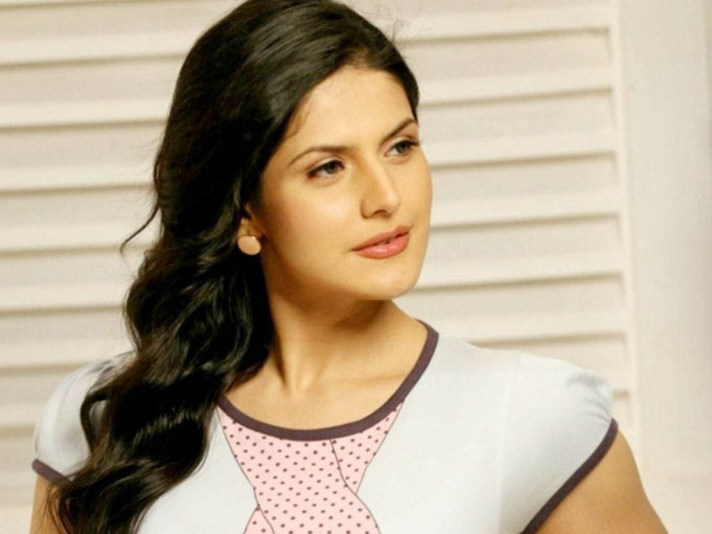 Zarine Khan