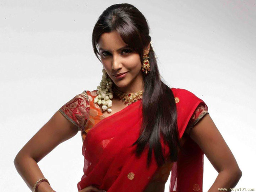 [Image: Priya_Anand_Wallpaper_2_unysk_Indya101(dot)com.jpg]