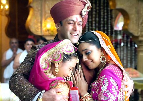 Salman Khan's PREM RATAN DHAN PAYO Reviews