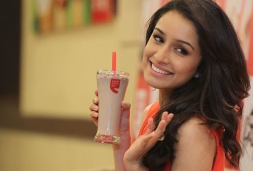 Shraddha Kapoor to shoot 'Half Girlfriend' after 'Baaghi', 'Rock On 2'