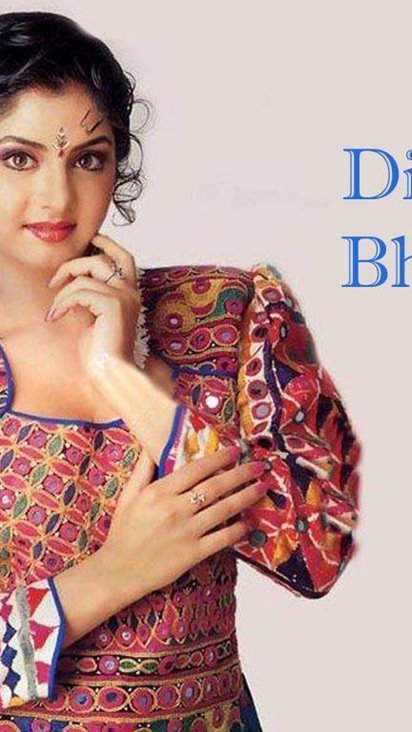 Divya Bharati Wallpaper 1024x768 Indya101 Com divya bharati wallpaper 1024x768
