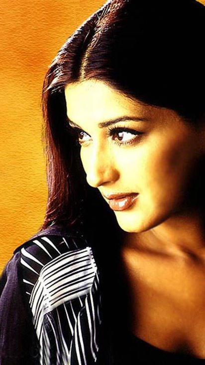 Sonali Bendre wallpaper - (1024x768) : Sonali Bendre wallpaper - (1024x768) :
