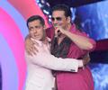 Akshay Kumar & Asin Promote Khiladi 786 on sets Bigg Boss Season 6