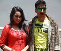 Akshay and Sonakshi promote their ‘Rowdy Rathore’ with CID team