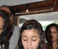 Alia Bhatt At The Inauguration of Painting Exhibition SPLASSH