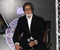 Amitabh Bachchan flags off the KBC 7 hot seat van