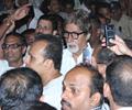 Amitabh & Sanjay Dutt At Bala Saheb Thackrey''s Funeral