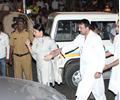 Amitabh & Sanjay Dutt At Bala Saheb Thackrey''s Funeral