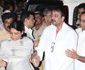 Amitabh & Sanjay Dutt At Bala Saheb Thackrey''s Funeral