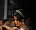 Angela Johnson walked the ramp for Gehna Jewellers of IIJW 2011