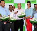 Deepika Padukone promotes ‘Cocktail’ at Reliance store