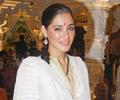 Deglam Nargis Fakhri seeks Ganpati''s blessings