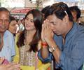 Heroine music launch at SiddhiVinayak temple Halkat Kareena prays