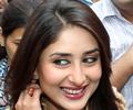 Heroine music launch at SiddhiVinayak temple Halkat Kareena prays