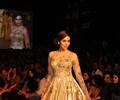 Karishma Kapoor Walks The Ramp For Vikram Phadnis At LFW 2013