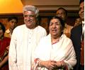 Lata Mangeshkar launches Javed Akhtar’s book ‘Tarkash’