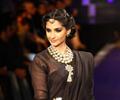 Madhuri Dixit and Sonam Kapoor Ramp Walk at IIJW Grand Finale