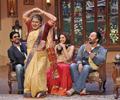 SRK And Deepika Promotes Chennai Express In Comedy Nights