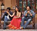 SRK And Deepika Promotes Chennai Express In Comedy Nights