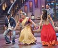 SRK And Deepika Promotes Chennai Express In Comedy Nights