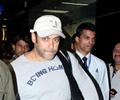 Salman Khan Clicked At Mumbai Airport