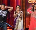 Salman Khan, Katrina Kaif on ''Jhalak Dikhhla Jaa 5''