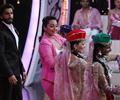 Sonakshi And Ranveer Promote Lootera On Dance India Dance Super Moms