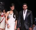 Sonal Chauhan Ramp Walk at IIJW 2011