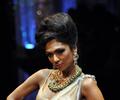 Sonam Kapoor and Lara Dutta sizzled at the IIJW Grand Finale