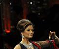 Sonam Kapoor and Lara Dutta sizzled at the IIJW Grand Finale