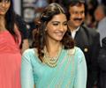 Sonam Kapoor inaugurated India International Jewelry Week 2011