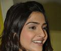 Sonam Kapoor promotes her film ‘Mausam’ at Radio Mirch