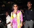 Vidya Balan Promotes The Dirty Picture at Reliance Digital