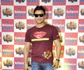 Vivek Oberoi promotes ‘Kismet Love Paisa Dilli’ at Reliance Mart