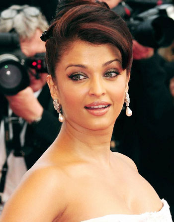 Aishwarya Rai Bachchan would like to get closer to her followers