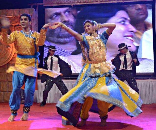 Festival of world cinema begins Bollywood style