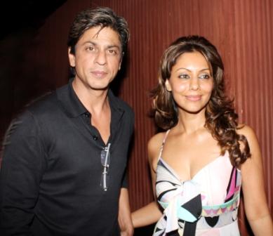 What are Shahrukh-Gauri's plans for Valentine's Day?