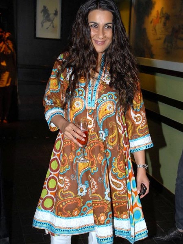 Амрите сингх. Амрита сингх сейчас. Амрита сингх. Амрита сингх актриса. Амрита сингх 2022.