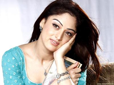 Sandeepa Dhar wallpaper - (1024x768) : 